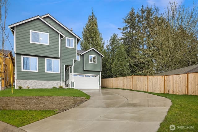 Property photo for 2117 SW 103rd Place, Seattle photo 2