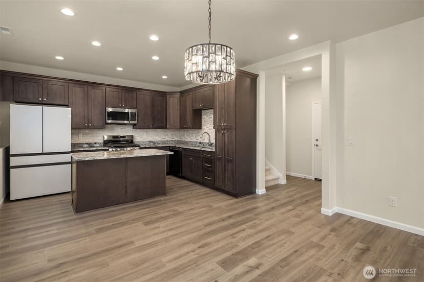 Property photo for 2117 SW 103rd Place, Seattle photo 12