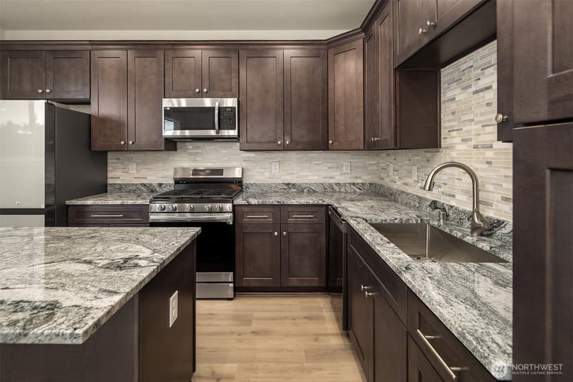 Property photo for 2117 SW 103rd Place, Seattle photo 15