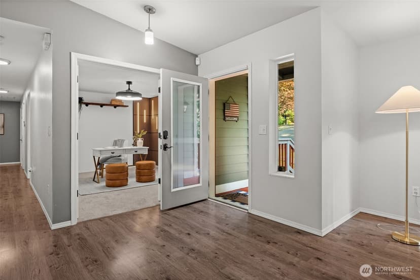 Property photo for 114 Madrona Drive NW, Gig Harbor photo 4