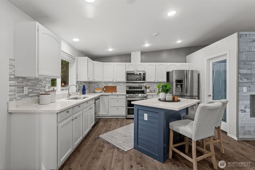 Property photo for 114 Madrona Drive NW, Gig Harbor photo 14