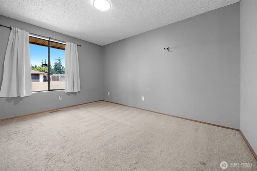 Property photo for 3706 175th Place NE, Arlington photo 23