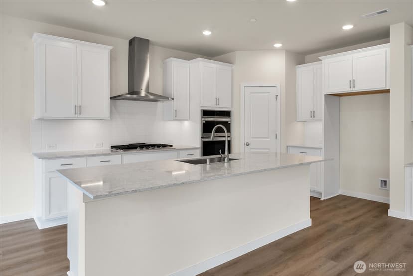 Property photo for 3951 Flat Top Drive, Bremerton photo 8