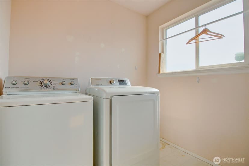 Property photo for 15355 Heintz Avenue SE, Monroe photo 38