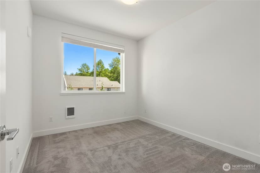 Property photo for 23119 NE 8th Street #B103, Sammamish photo 24