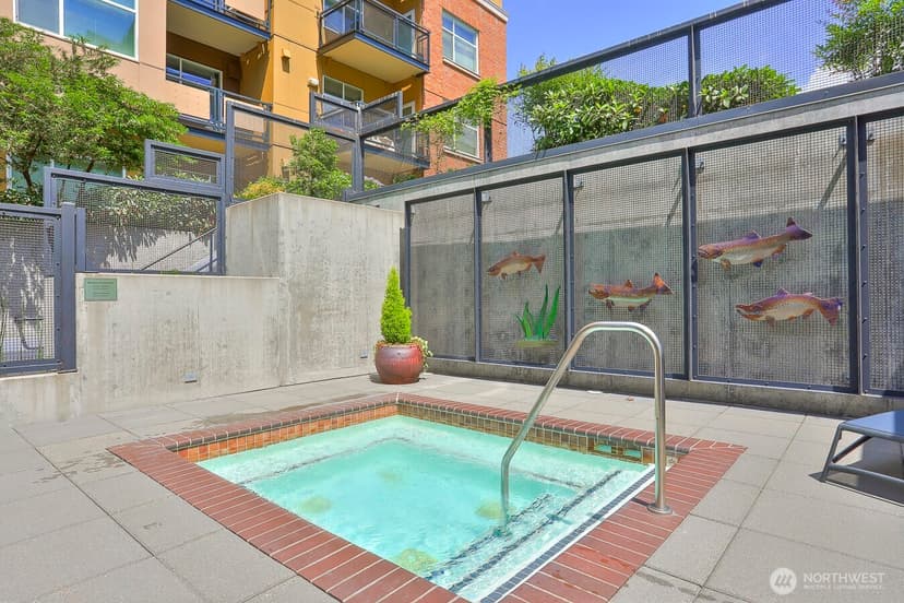 Property photo for 5440 Leary Avenue NW #512, Seattle photo 38