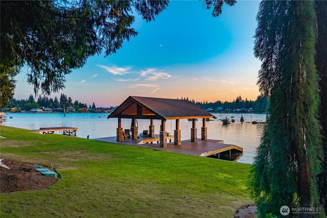Property photo for 20914 Snag Island Drive E, Lake Tapps photo 3