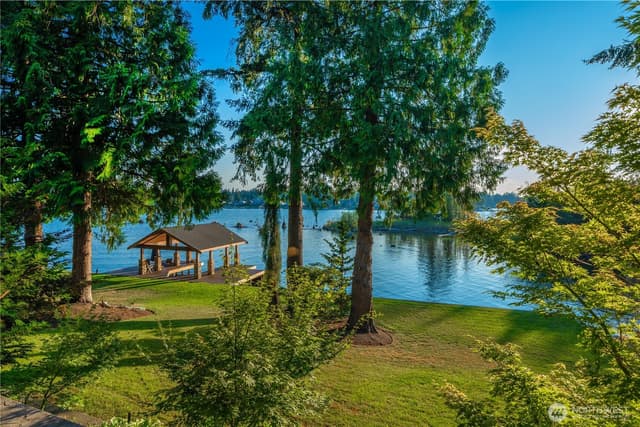 Property photo for 20914 Snag Island Drive E, Lake Tapps photo 4