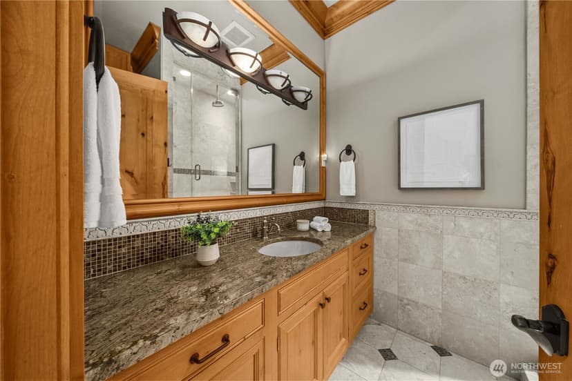Property photo for 20914 Snag Island Drive E, Lake Tapps photo 21