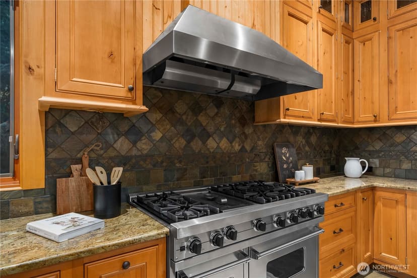 Property photo for 20914 Snag Island Drive E, Lake Tapps photo 16