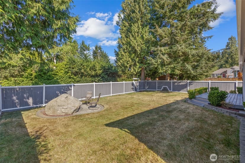Property photo for 1630 91st Drive SE, Lake Stevens photo 28