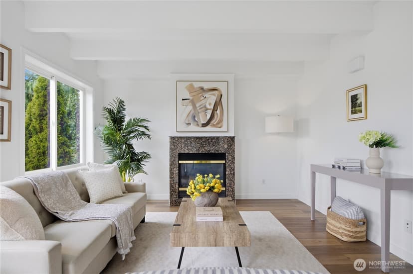 Property photo for 936 N 35th Street #E, Seattle photo 7