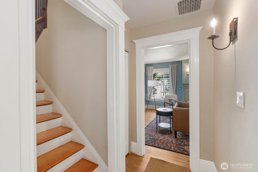 Property photo for 1624 E McGraw Street, Seattle photo 12
