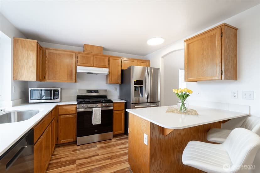 Property photo for 1115 S 90th Street Ct, Tacoma photo 10