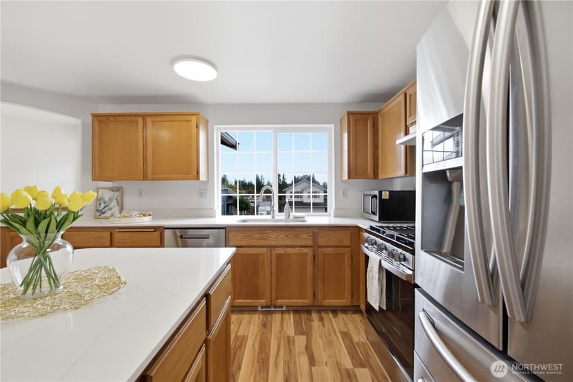 Property photo for 1115 S 90th Street Ct, Tacoma photo 9