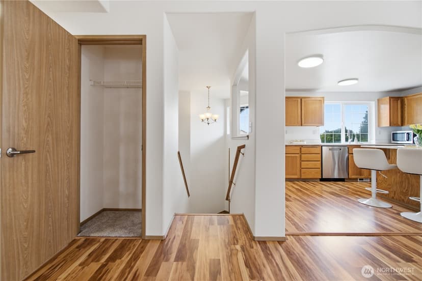 Property photo for 1115 S 90th Street Ct, Tacoma photo 15