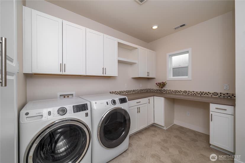 Property photo for 18220 153rd Street E, Bonney Lake photo 17