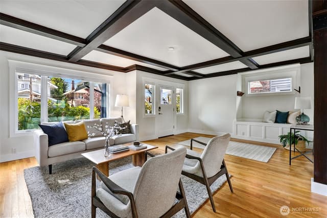 Property photo for 1516 34th Avenue, Seattle photo 5