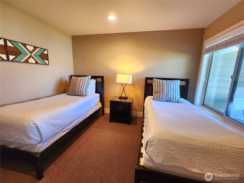 Property photo for 1 Beach 555-C, Manson photo 12