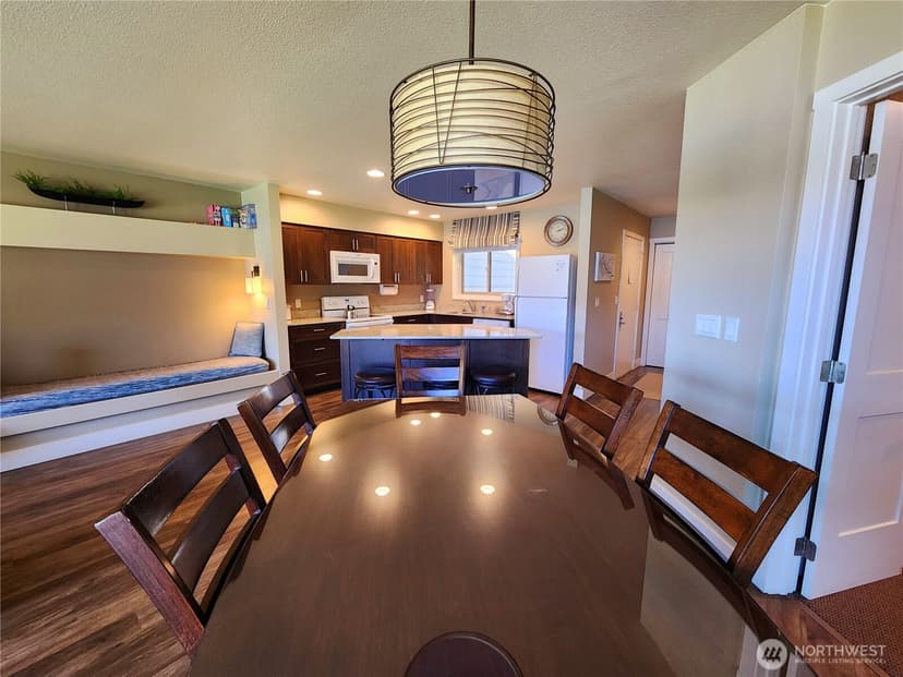 Property photo for 1 Beach 555-C, Manson photo 8