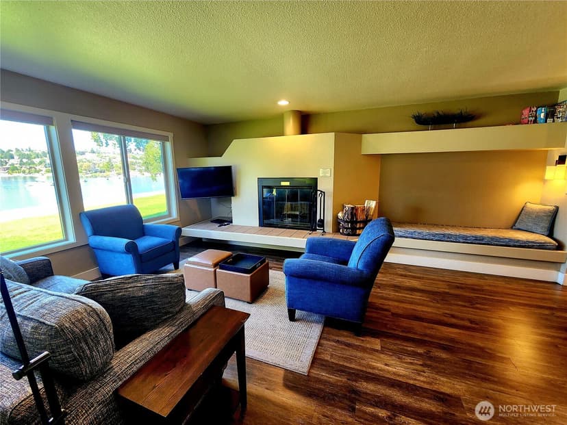 Property photo for 1 Beach 555-C, Manson photo 4