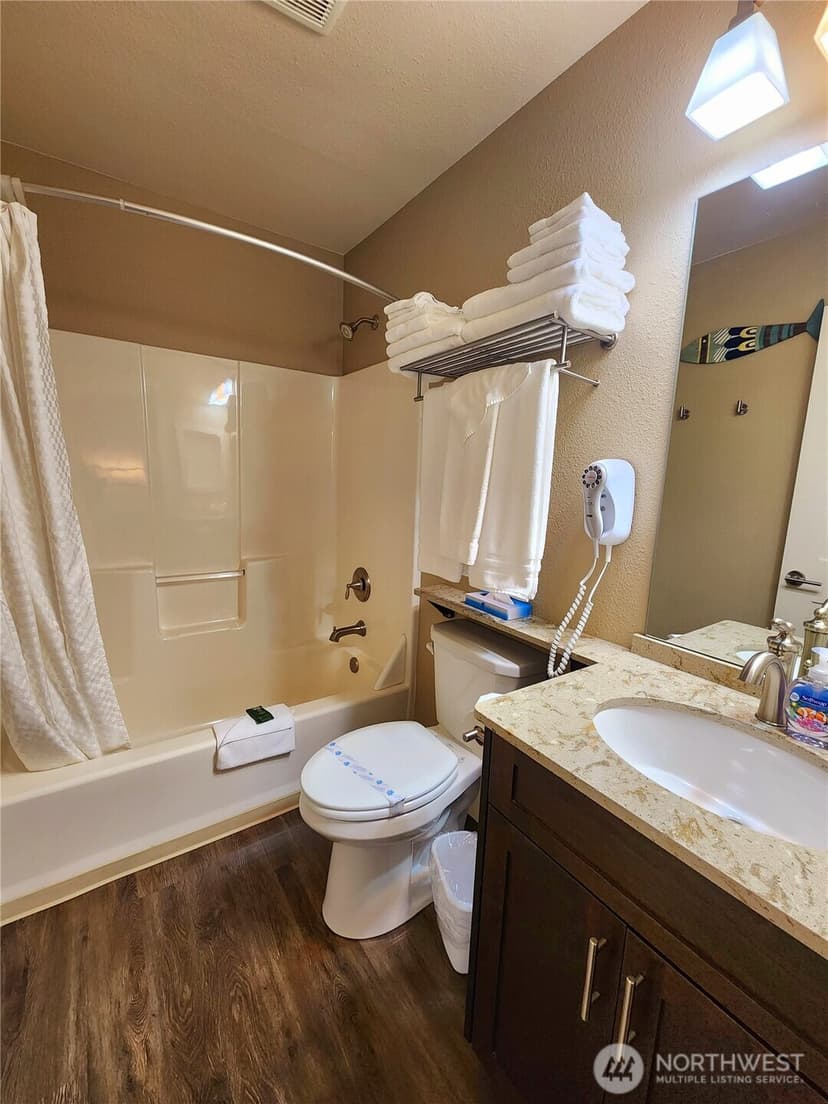 Property photo for 1 Beach 555-C, Manson photo 11
