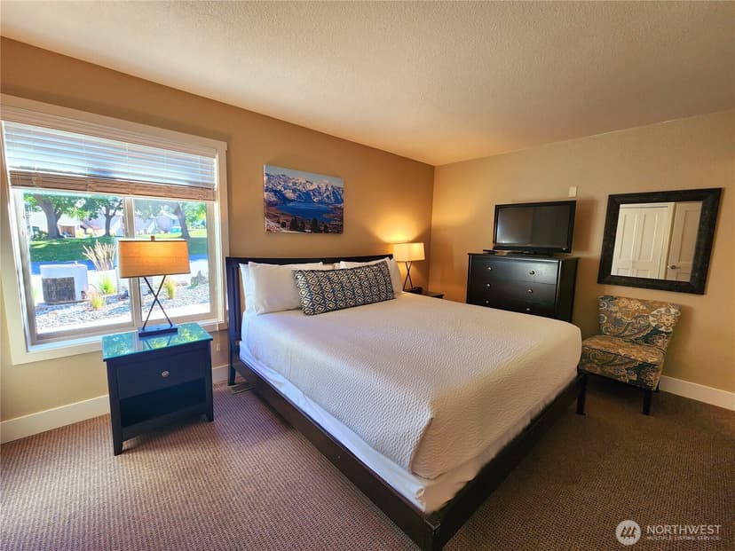 Property photo for 1 Beach 555-C, Manson photo 10