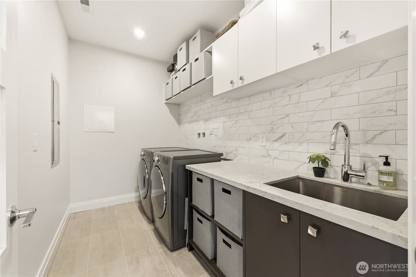 Property photo for 7226 S Ryan Street W, Seattle photo 11