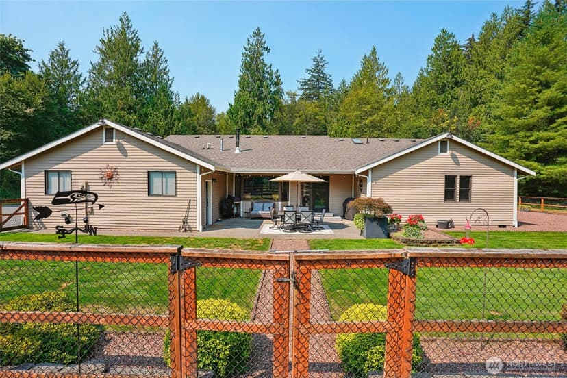 Property photo for 39224 200th Avenue SE, Auburn photo 32