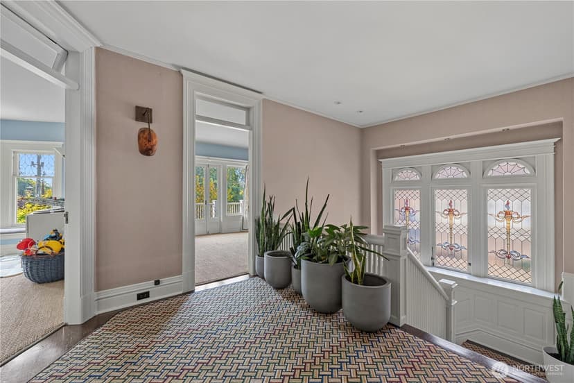 Property photo for 1108 Harvard Avenue E, Seattle photo 22