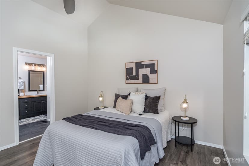Property photo for 2032 NE Selsund Court, Poulsbo photo 14