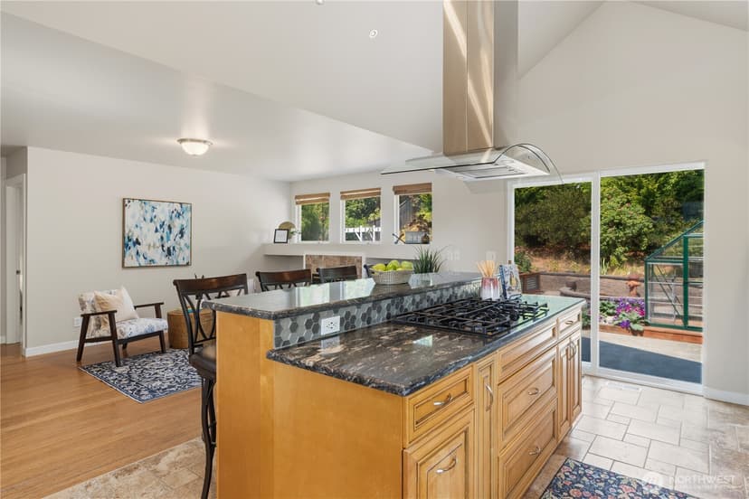 Property photo for 2032 NE Selsund Court, Poulsbo photo 9