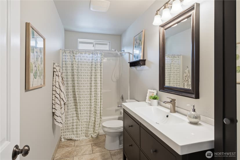 Property photo for 2032 NE Selsund Court, Poulsbo photo 22