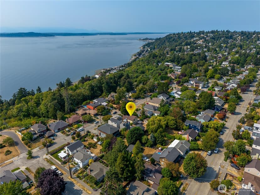 Property photo for 5636 49th Avenue SW, Seattle photo 36
