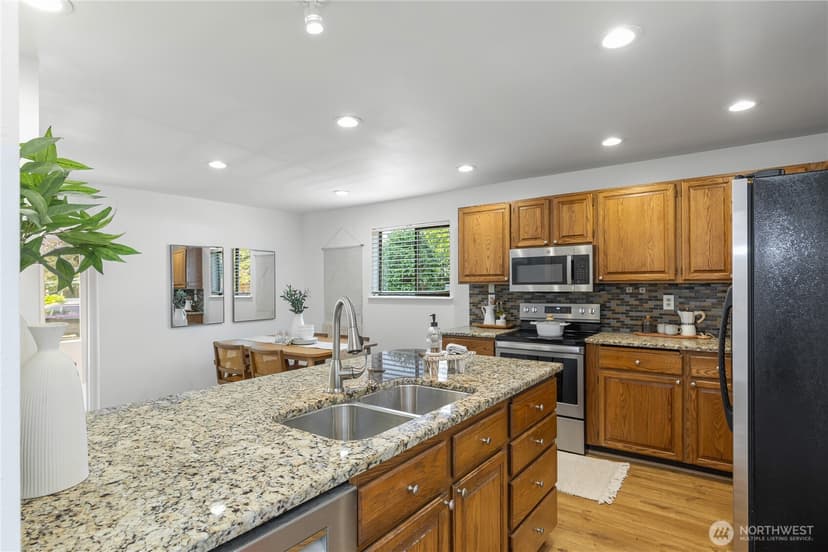 Property photo for 5636 49th Avenue SW, Seattle photo 16