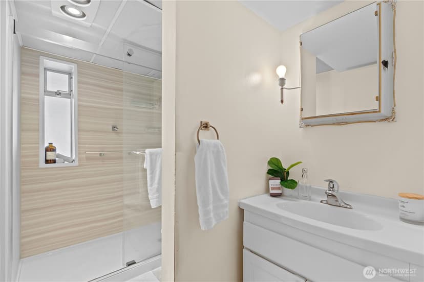 Property photo for 3237 Solie Avenue, Bremerton photo 16