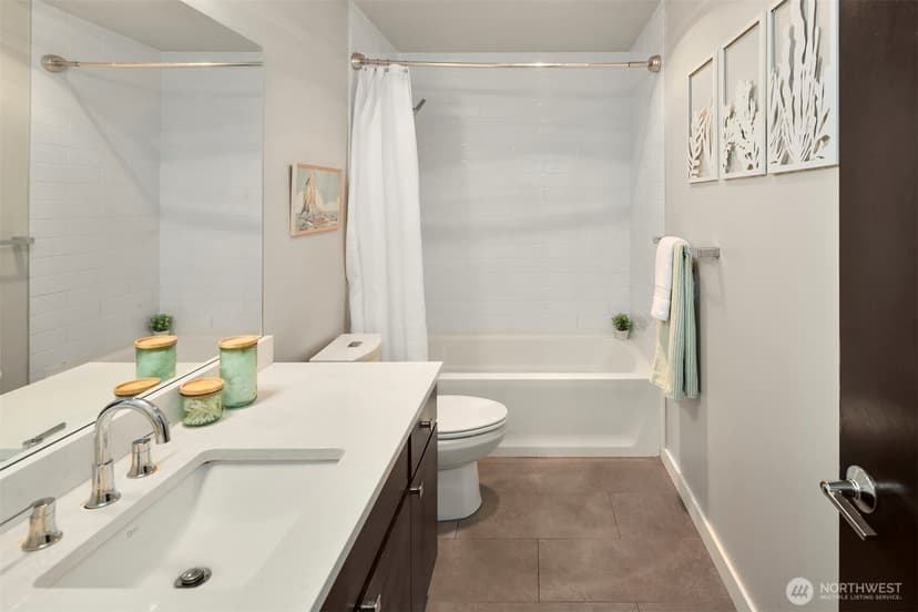 Property photo for 918 Martin Luther King Jr. Way S #D, Seattle photo 19