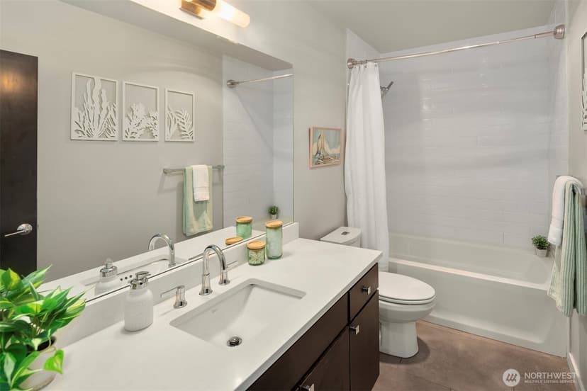Property photo for 918 Martin Luther King Jr. Way S #D, Seattle photo 18