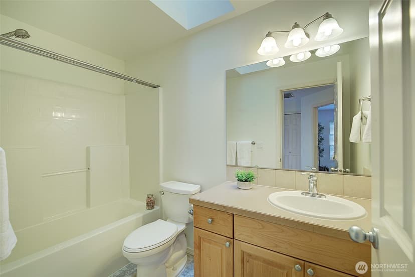 Property photo for 910 Medical Center Drive #D202, Arlington photo 18