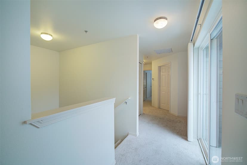 Property photo for 910 Medical Center Drive #D202, Arlington photo 3