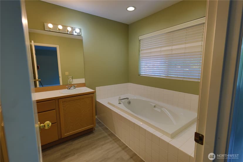Property photo for 4711 159Th Street SW, Lynnwood photo 12
