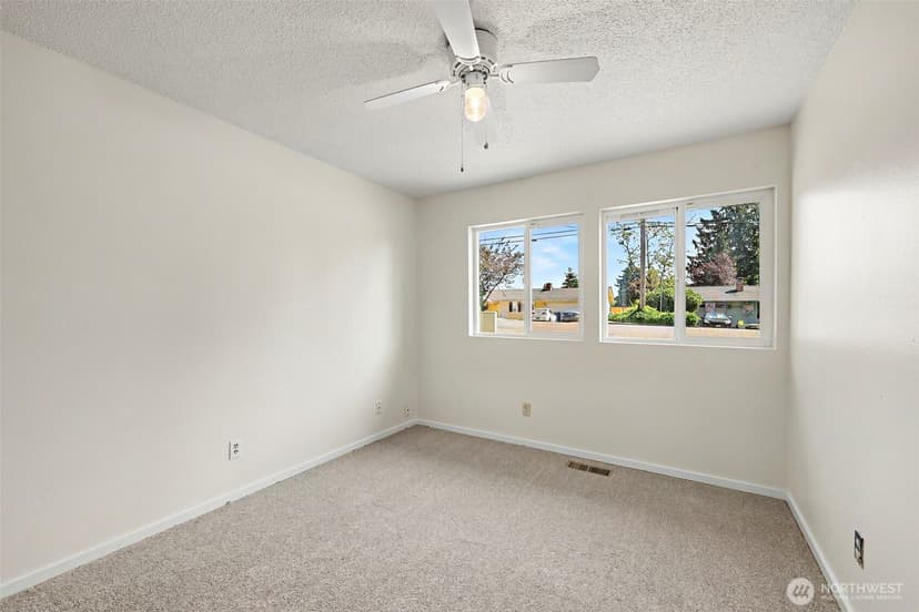 Property photo for 29425 34th Avenue S, Auburn photo 19