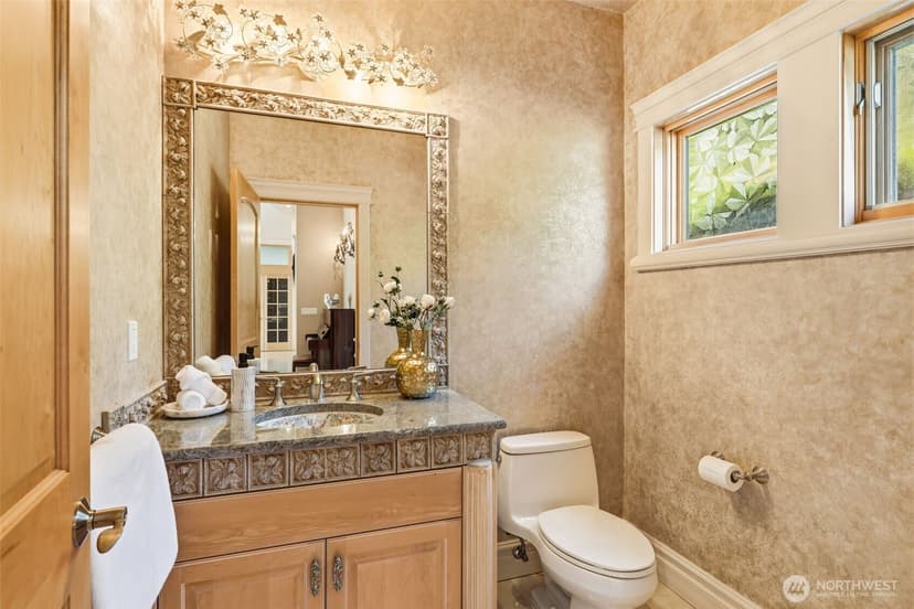 Property photo for 2837 E Lake Sammamish Parkway NE, Sammamish photo 13