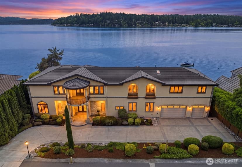 Property photo for 2837 E Lake Sammamish Parkway NE, Sammamish photo 2