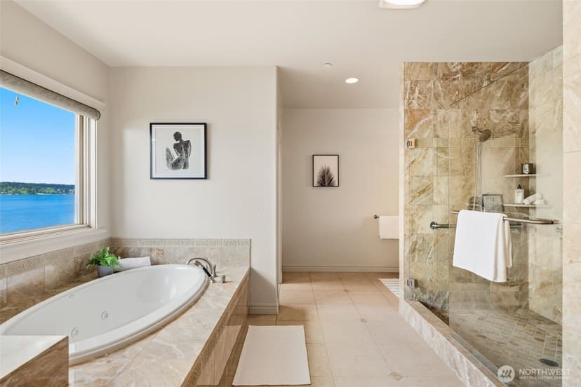 Property photo for 2837 E Lake Sammamish Parkway NE, Sammamish photo 26