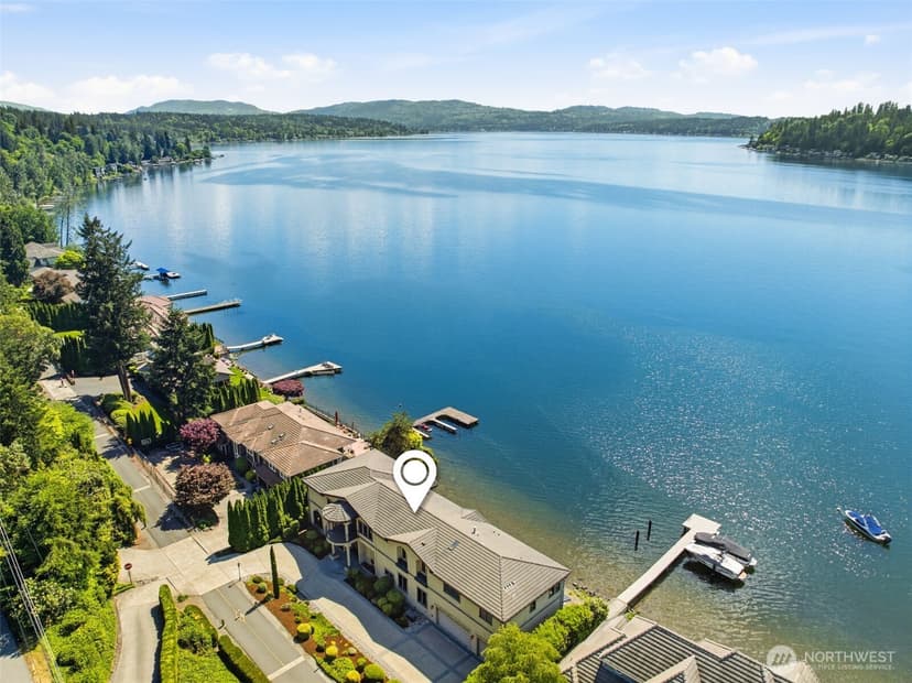 Property photo for 2837 E Lake Sammamish Parkway NE, Sammamish