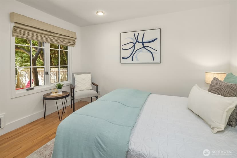Property photo for 1426 37th Avenue E, Seattle photo 23