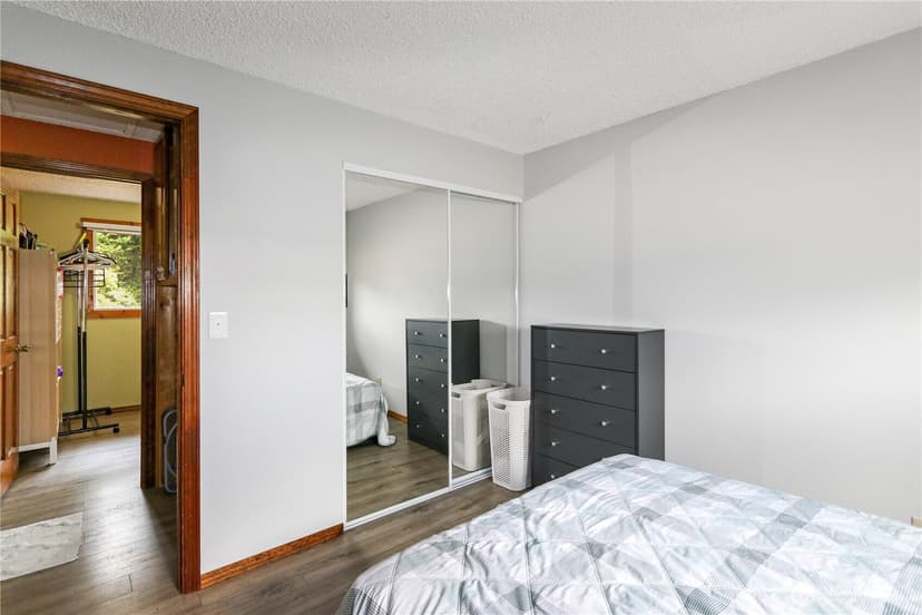 Property photo for 18627 32nd Avenue S, SeaTac photo 15