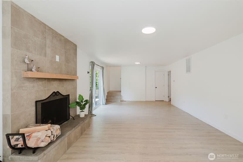 Property photo for 11109 E Jovita Boulevard, Edgewood photo 9