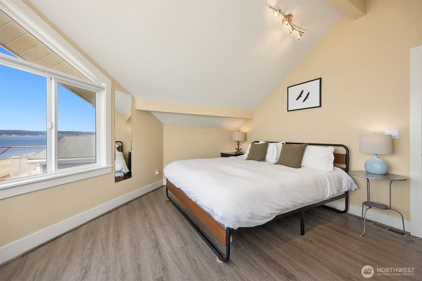 Property photo for 2271 Eastpoint Road, Langley photo 22